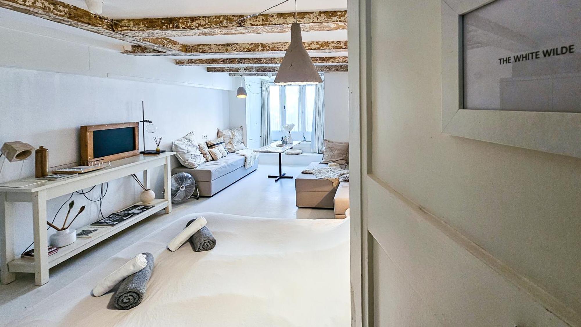 The White Wilde - Studio In A Historic Canalhouse From 1799 อัมสเตอร์ดัม ภายนอก รูปภาพ